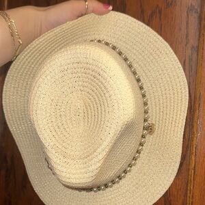 Juicy couture Elegant Cream Straw Hat with Pearl Accents